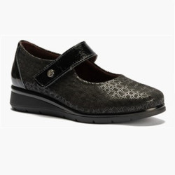 Zapato con pulsera Pitillos...
